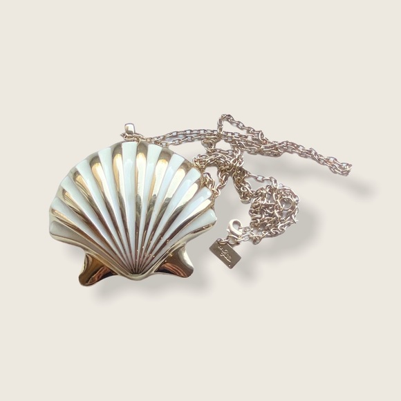 Lilly Pulitzer Shell Yeah Bottle Opener Necklace